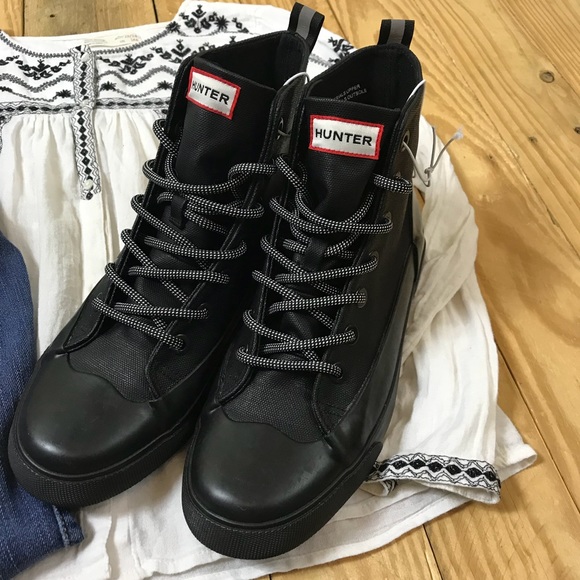 boots that look like converse